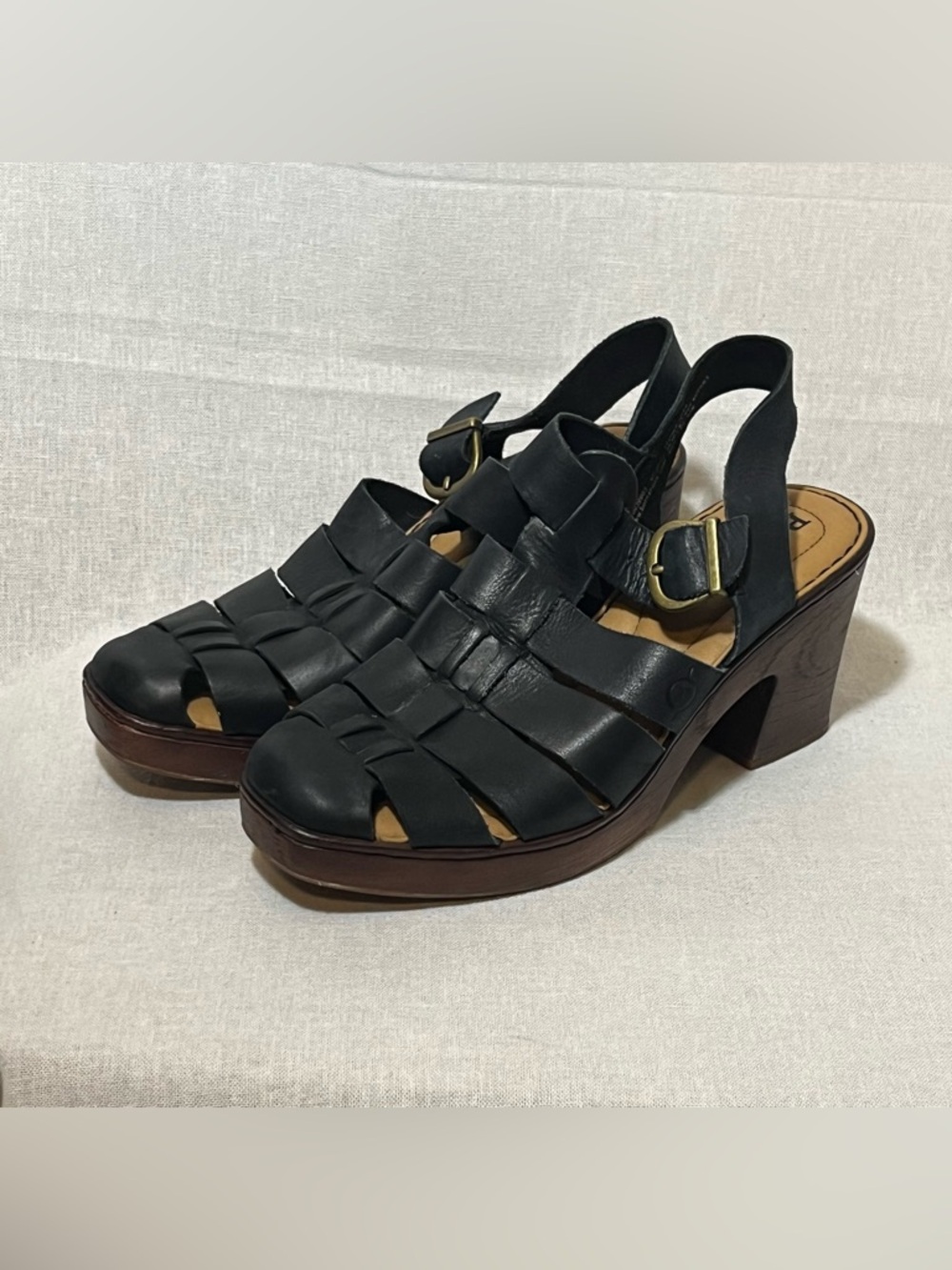 Born Women’s Hartley Sandals Size 9 Black Leather Platform Heels Fisherman Block